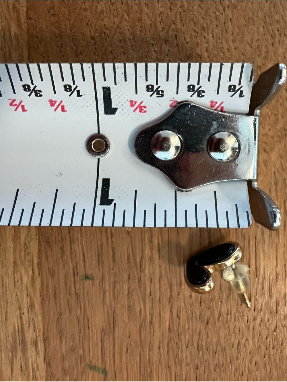 Heart Shaped Black Enamel Stud Earrings - Picture 6 of 6